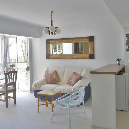 Apartment Bright Beach