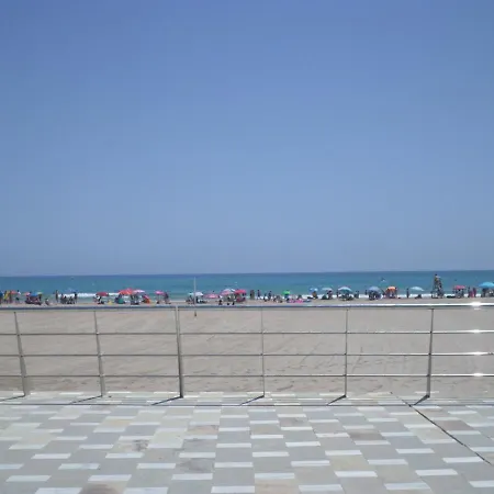 Bright Beach Appartement