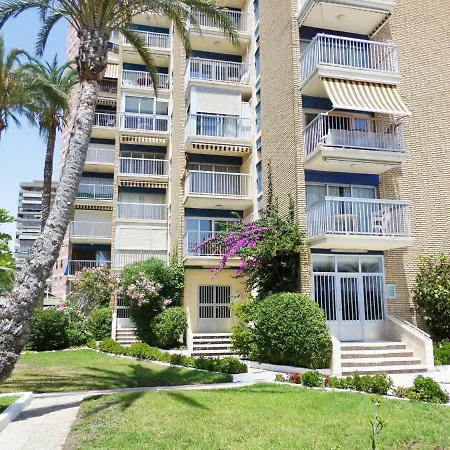 Bright Beach Apartment Alicante